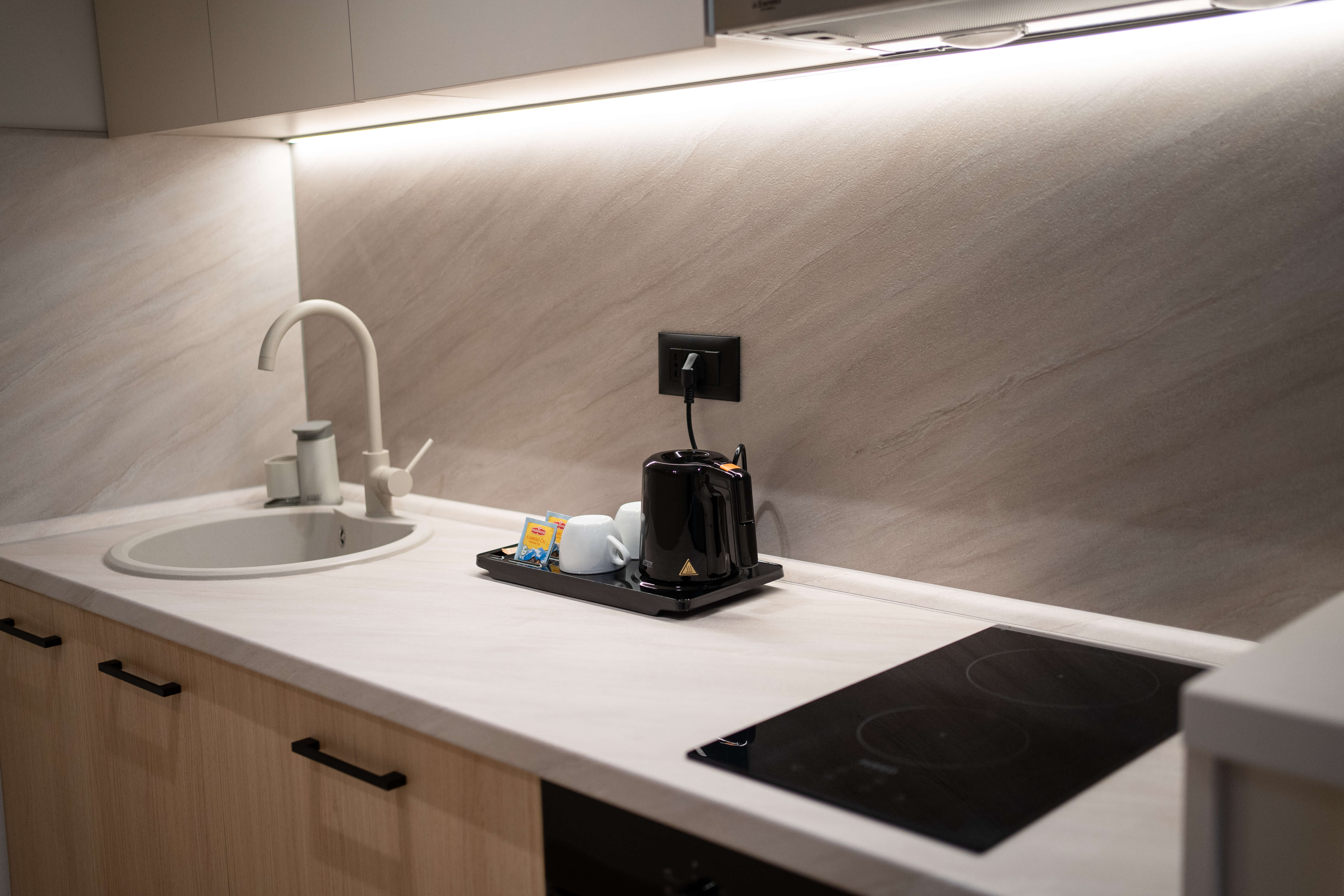 Sauna Suite kitchen