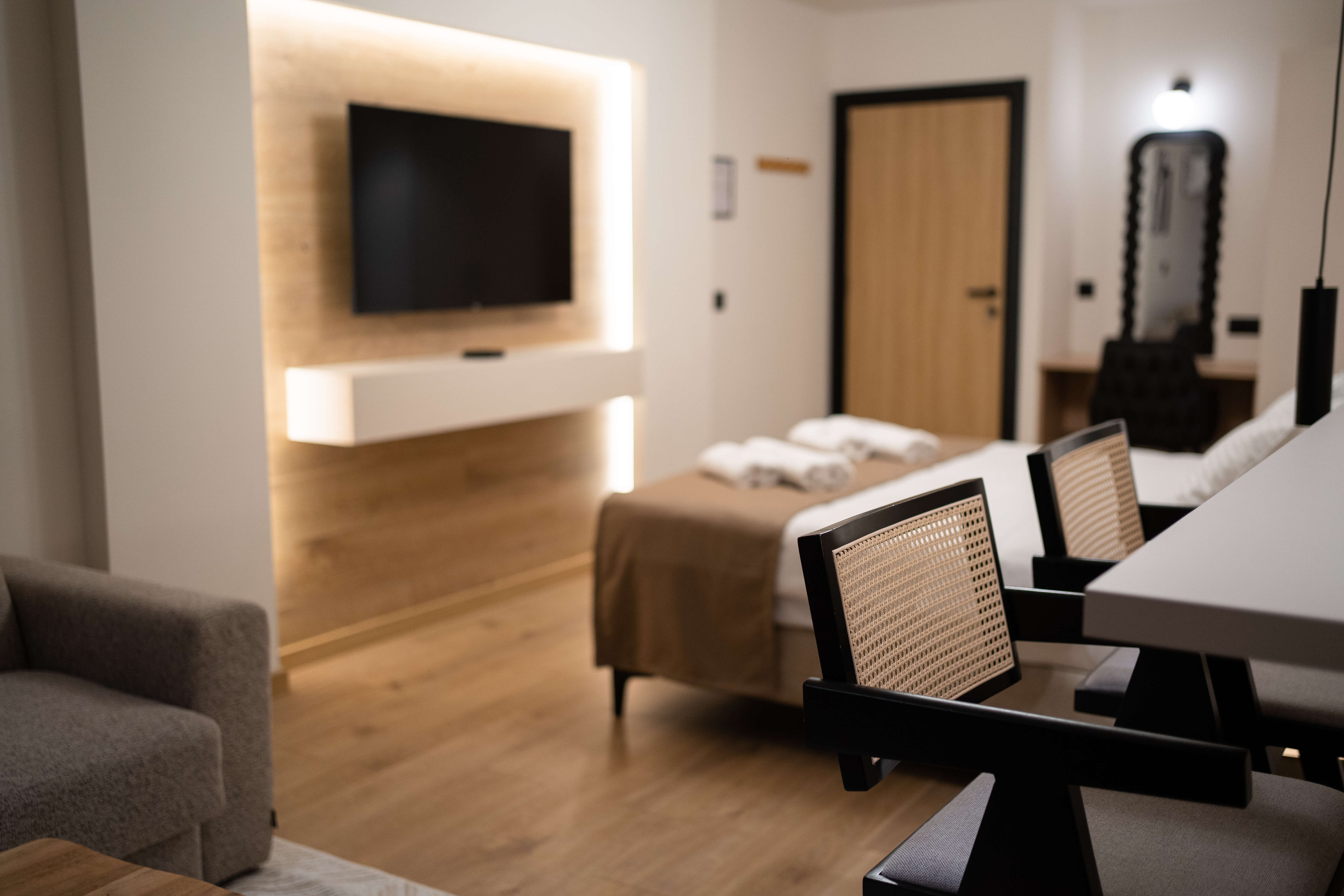 Sauna Suite living room